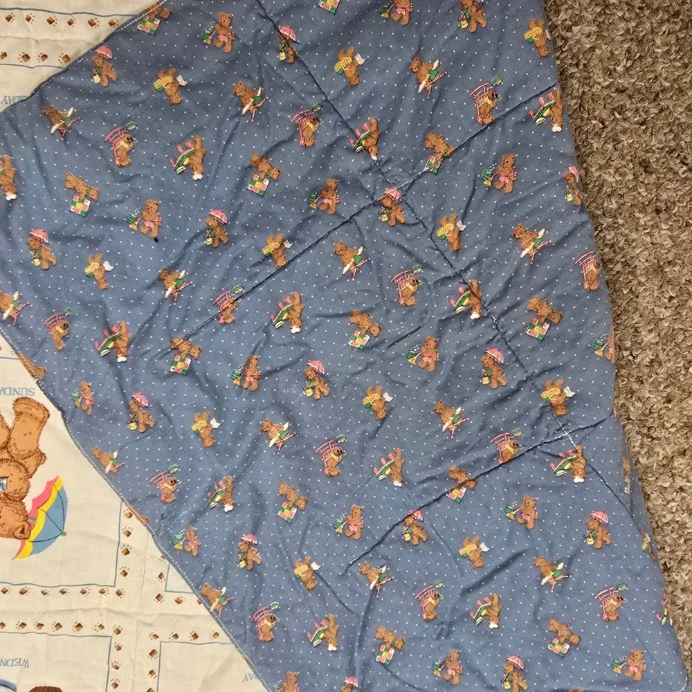 Vintage‎ Days of the Week Teddy Bear Quilted Baby Blanket Blue White 47x39